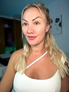 Stripchat Best Webcam of NastyMilf_