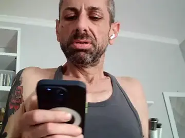 Stripchat Free Live Porn of Ragahotitalia