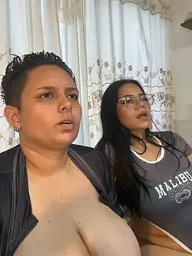 Stripchat Adult Webcam of Mabelydani