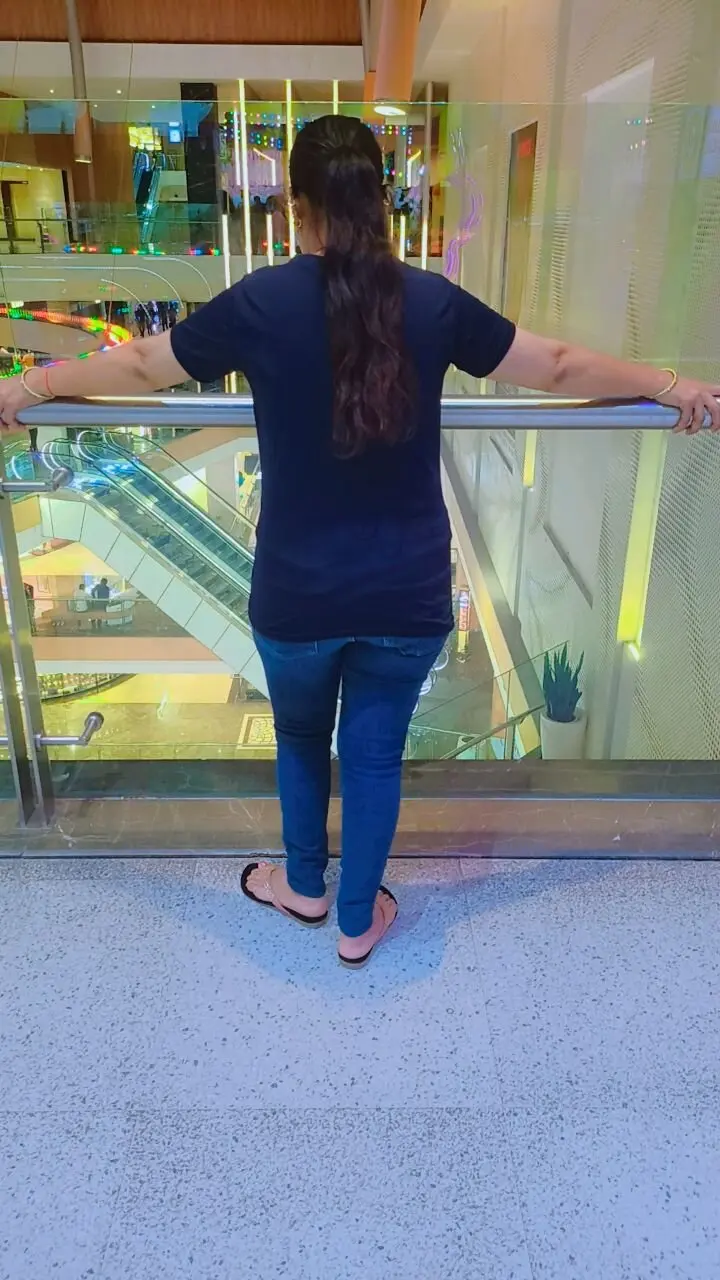 Sexy_Yashvi