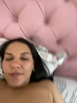 Stripchat Sex Cam of Marc_and_Emma1