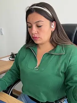 Stripchat Free Porn Cam of LIZ-06_