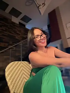 Stripchat Watch Live Sex Cams of HannaBeckett