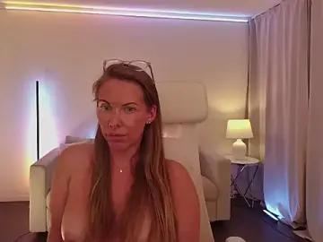 Stripchat Best Webcam of Nova-Lee