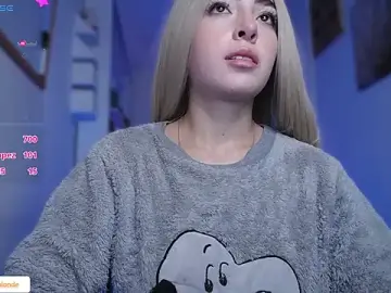 Stripchat Live Sex Cam of channel_blondee