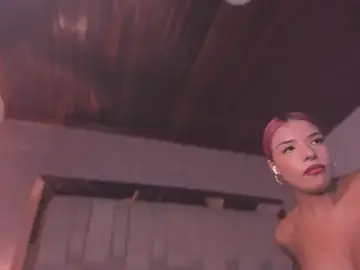 Stripchat Free Live Porn of Emmily_Savage