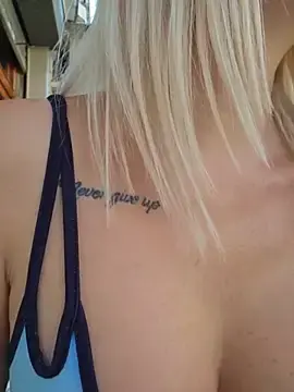 Stripchat Best live sex cam show of MILFBARBY