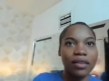 Stripchat Free Porn Cam of Zara_Cris
