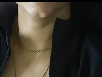 Stripchat Free Live Porn of -AyeshaSinghania-