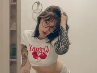 Xlovecam Sex Chat of IsabellaArias
