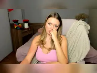 Xlovecam Sex Cam of Destinis