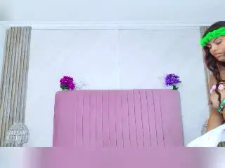 Xlovecam Best live sex cam show of AlyssaGreen