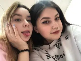 Xlovecam Live Sex Cam of MoonSunny