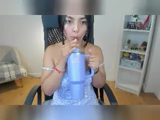 Xlovecam Free Porn Cam of SakuraHarper