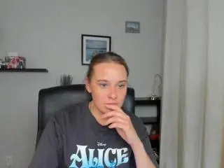 Xlovecam Sex Cam of LadyAlessa