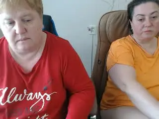 Xlovecam Live Sex of MollyAndJane