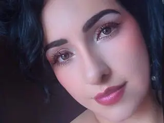 Xlovecam Free Porn Cam of LuluFrancaise