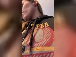 Xlovecam Free Live Porn of AdharaCooperr