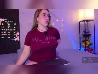 Xlovecam Live Sex of HotPawgMilf