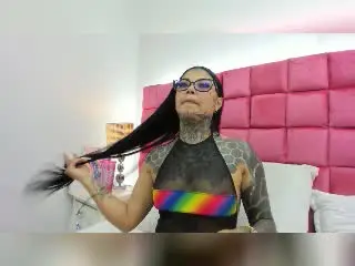 Xlovecam Live Sex Cam of LisaMont