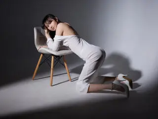 Xlovecam Free Porn Cam of SheilaPass