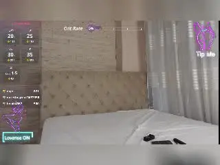Xlovecam Live Sex Cam of SarahAdams